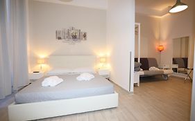 Unique Luxury Apartment And Rooms